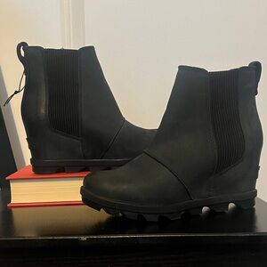 Sorel Black Wedge Heeled Boots